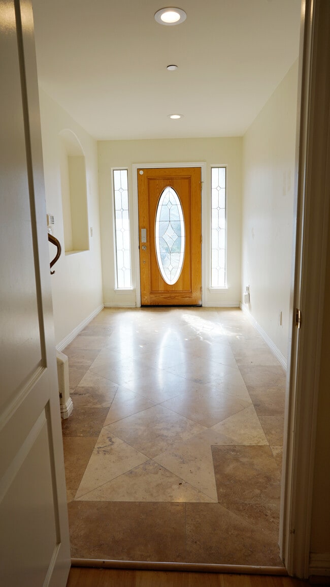 Photo - 3780 Lenawee Ave