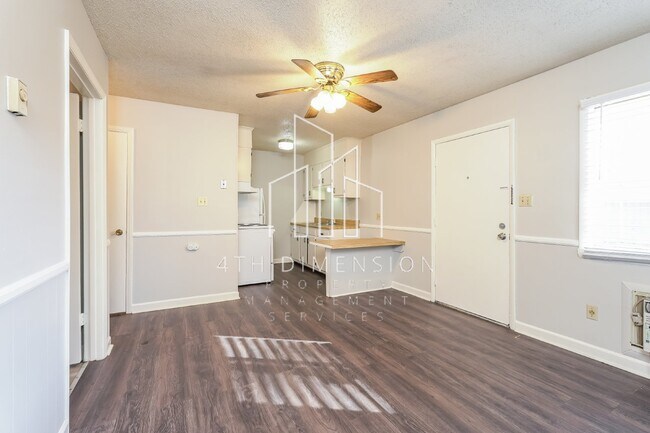 Photo - ***Accepting Housing Vouchers*** Modern 1-... Unit 5