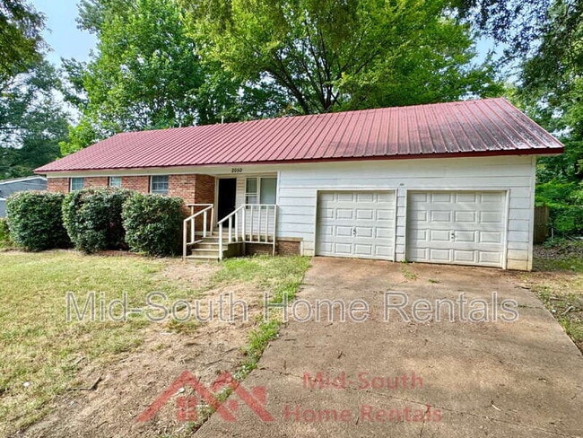 Photo - 2050 Sharon Ln