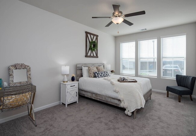 Photo - Crest at Burkitt Ridge Apartments and Townhomes