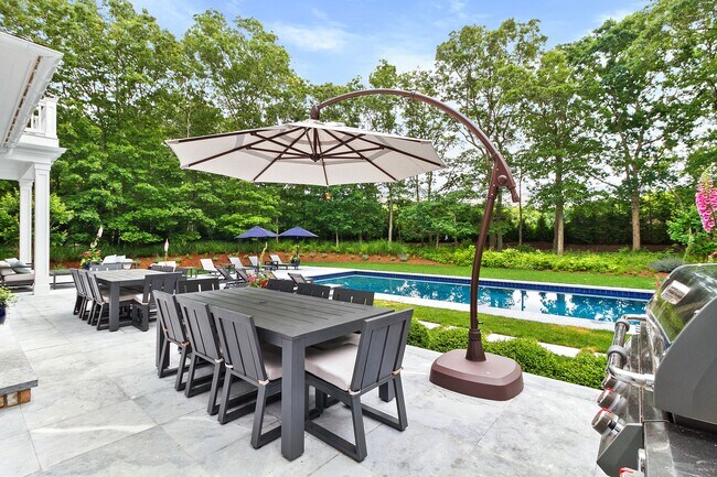 Photo - 10 Spinnaker Way