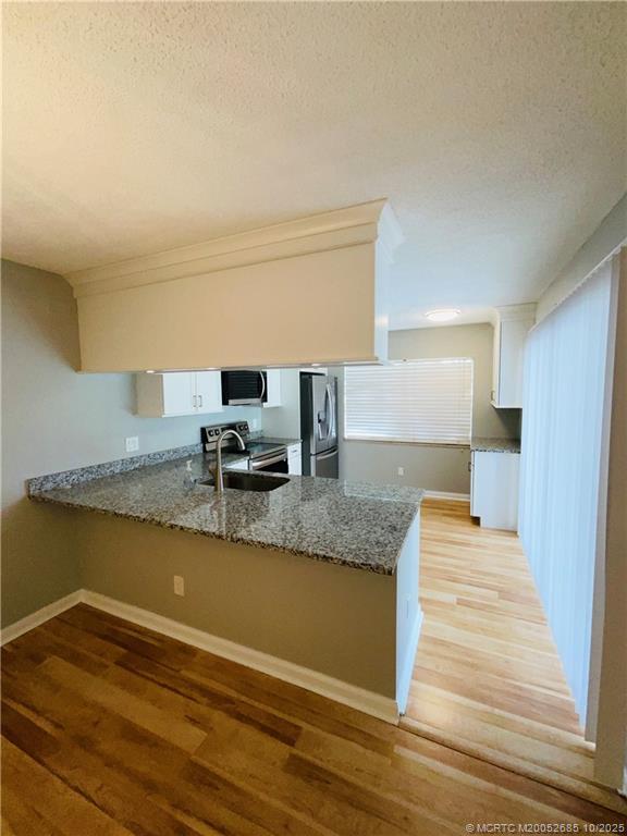Photo - 2903 SW Lakemont Pl