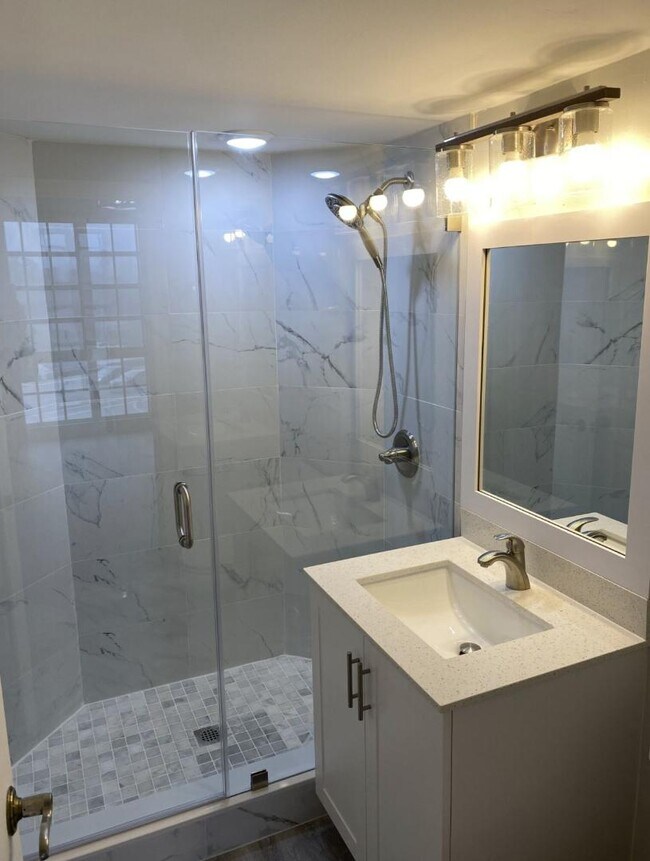 Photo - 1280 S Alhambra Cir