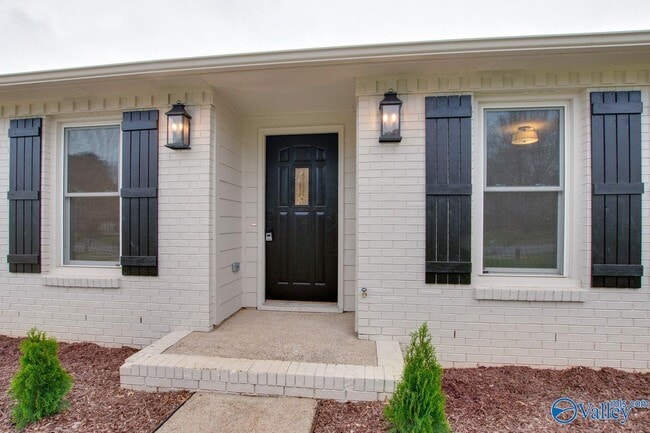 Photo - 2042 Rosebury Ln SW