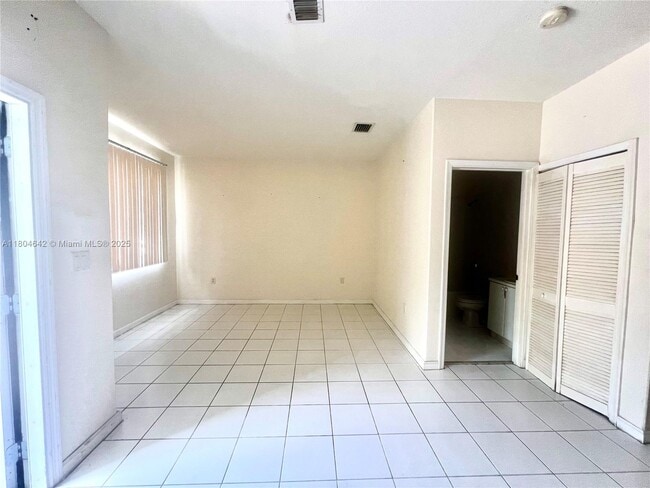 Photo - 1429 SE 24th Ct