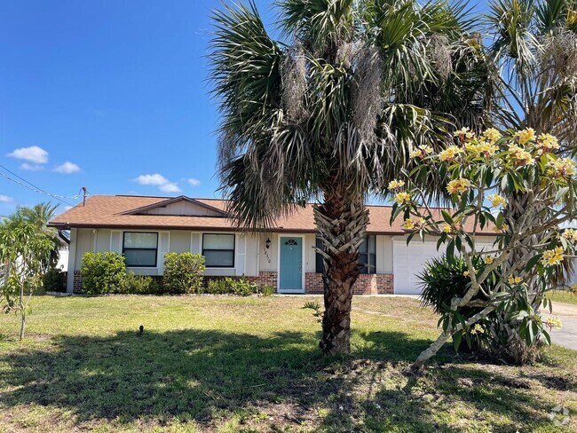 Building Photo - **AVAILABLE FOR SUMMER 2025 -AND- 2025-26 ... Rental