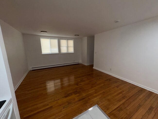 Photo - 702-704-704 Fifth Ave Unit A4