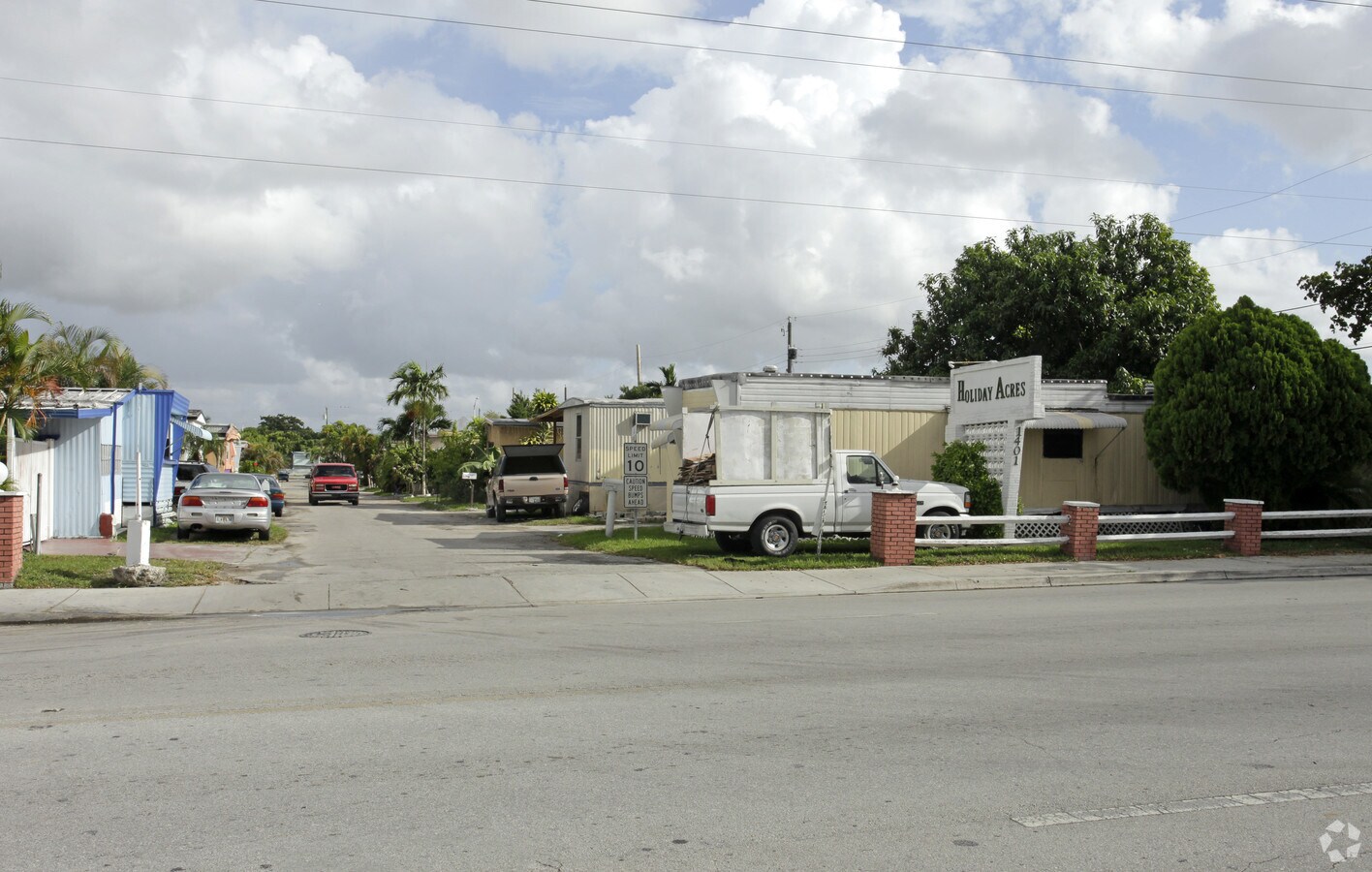 Photo - Holiday Acres Mobile Home Park