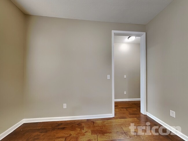 Photo - 513 Fox Haven Dr