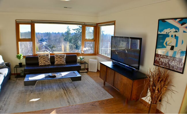 Photo - 4109 NE 19th Ave Unidad B