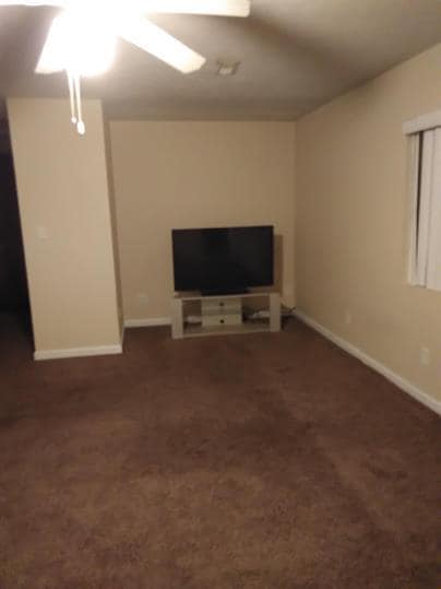 Photo - 606 W College St