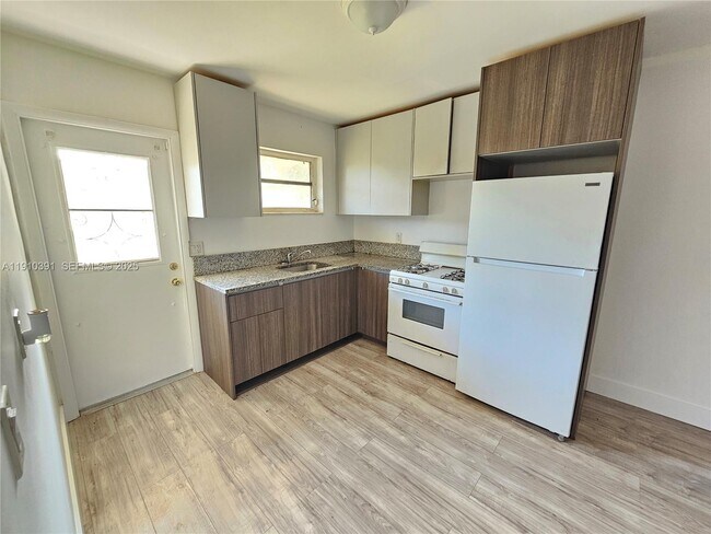 Photo - 8162 NW 5th Ave Unit 8162