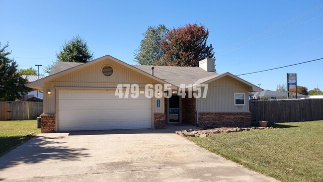 Building Photo - 117 Centerpoint Dr Rental