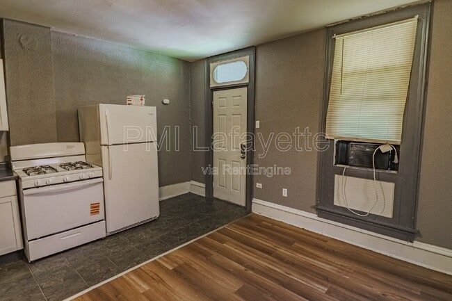 Photo - 525 S 3rd St Unidad 1