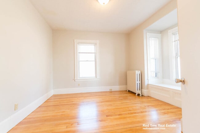 Photo - 120 Kenrick St Unidad 1