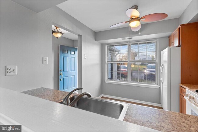 Photo - 387 Independence Dr