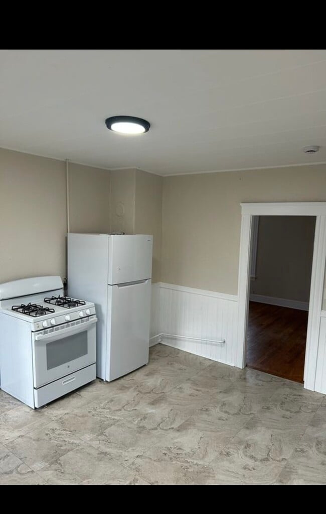 Photo - 37 Maple St Unidad 3