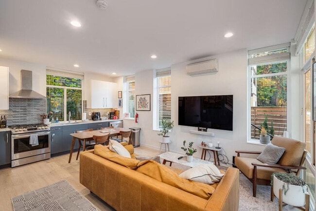 Photo - 720 Belmont Ave E Apartamento Unidad ID1035944P