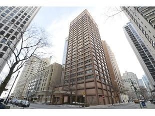 Building Photo - Incredible 1b1b in downtown Streeterville prime location Unit 1204