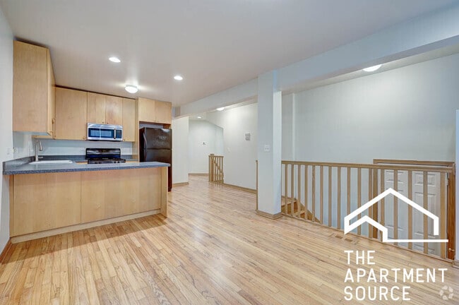 Building Photo - 1446 N Leavitt St Unit 1f Rental
