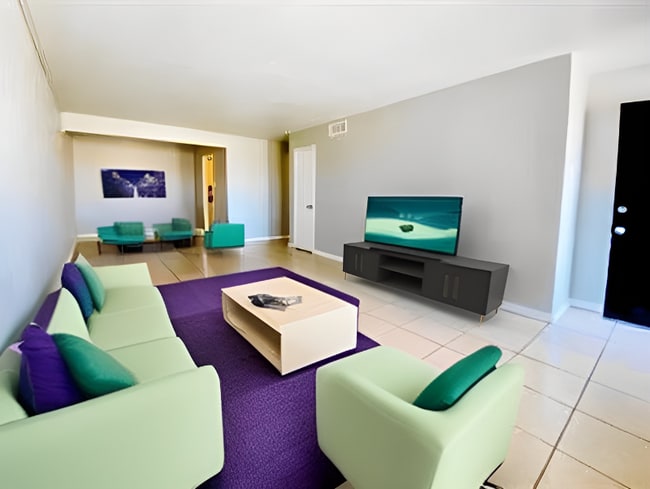 Photo - 3807 Englewood Cir Unidad 3807