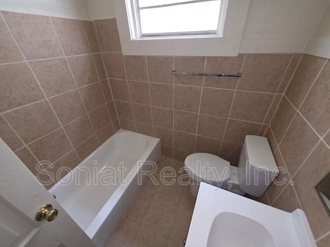 Photo - 3108 Cleveland Ave