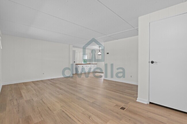 Photo - Location Perfection! Beautifully Renovated 3-bedroom, 2-bath home in the highly sought-after Lexi...