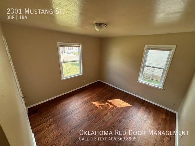 Photo - 2301 Mustang St