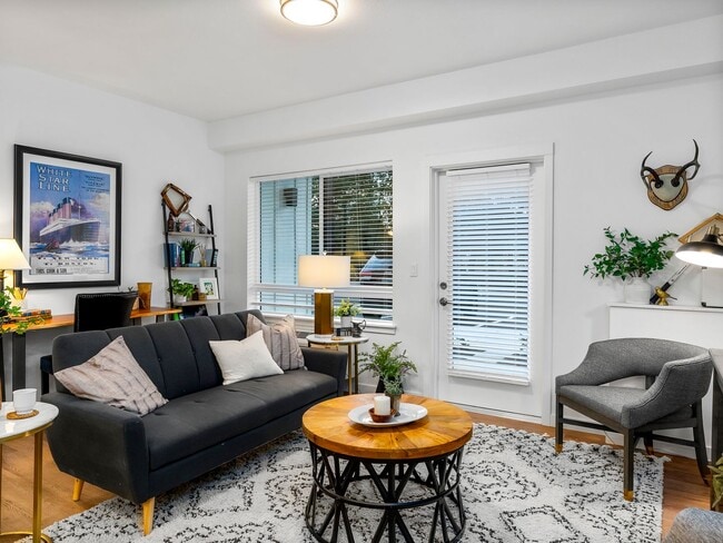 Karlo Apartments
