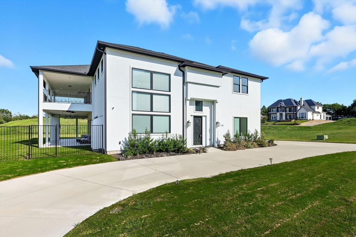 Photo - 7281 Waters Edge Dr