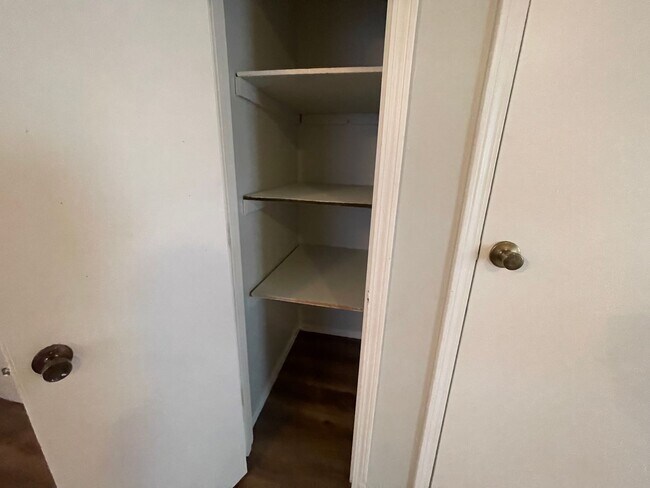 Photo - 2923 & 2925 W. Roxburyroxbury Unit 2923