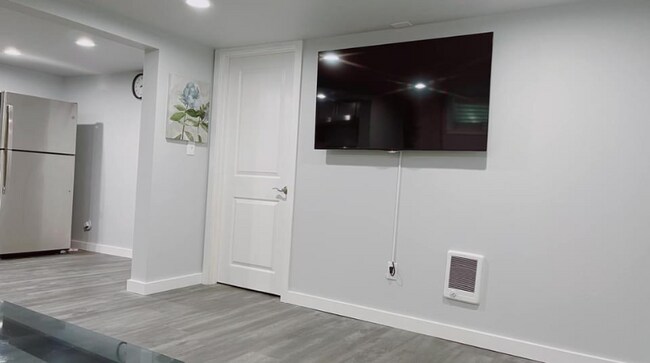 Photo - 1012 NE 91st St Unidad B