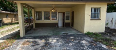 Building Photo - 2348 Willard St Rental