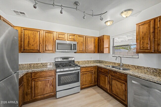 Photo - 156 W Highland Ave
