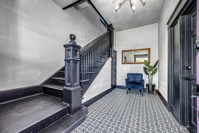 Photo - 128 A St NW Unit #1 Downstairs