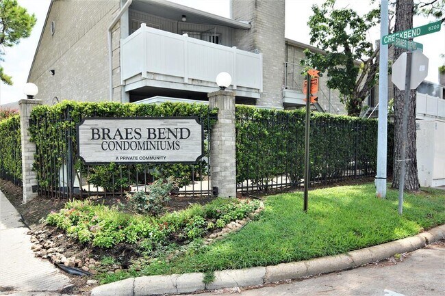 Photo - 10853 Braes Bend Dr