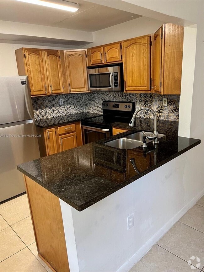 Building Photo - 415 W Park Dr Rental