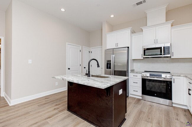 Photo - 1009 Northside Dr