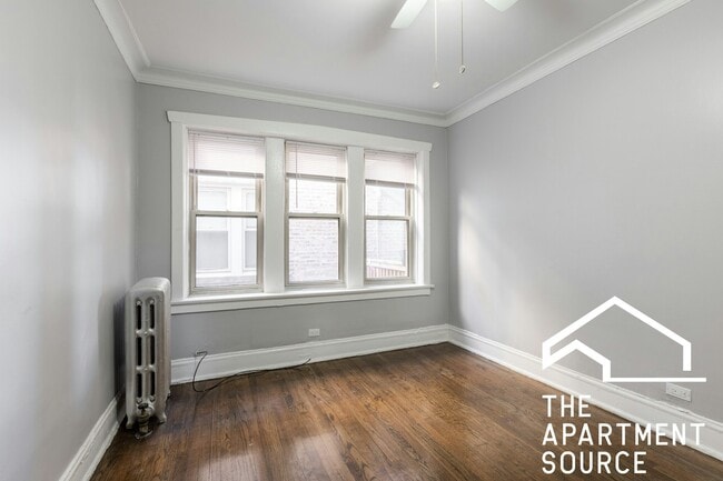 Photo - 4869 N Washtenaw Ave Unit 3f