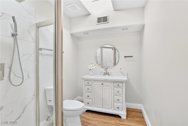 Building Photo - 3616 Chevy Chase Ave Rental