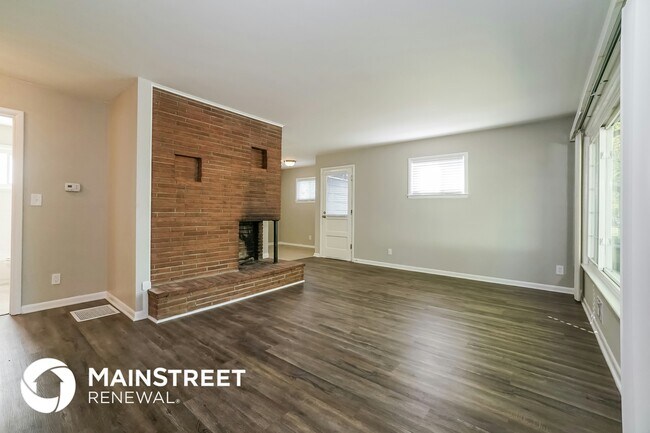 Photo - 298 Pineview Dr