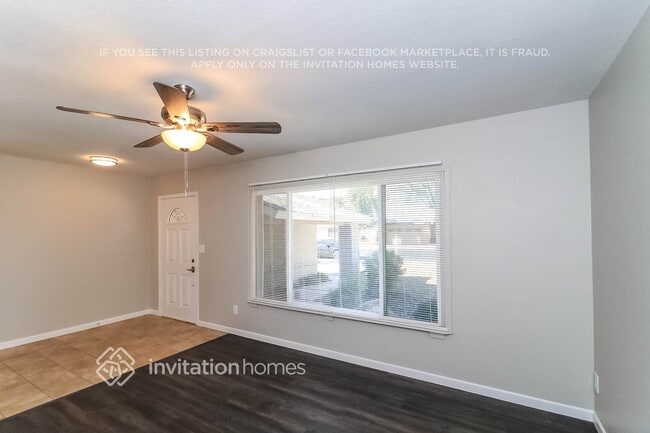 Photo - 10623 N 49th Ave