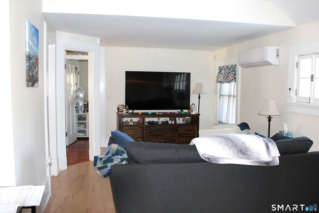 Photo - 7 Hillcrest Dr