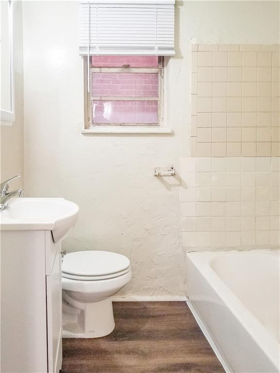 Building Photo - 625 W Dickson St Unit 10