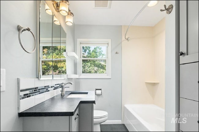 Photo - 1617 S Leadville Ave