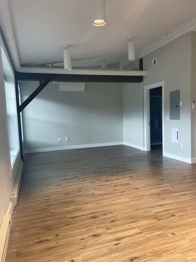 Photo - One Mechanic Street