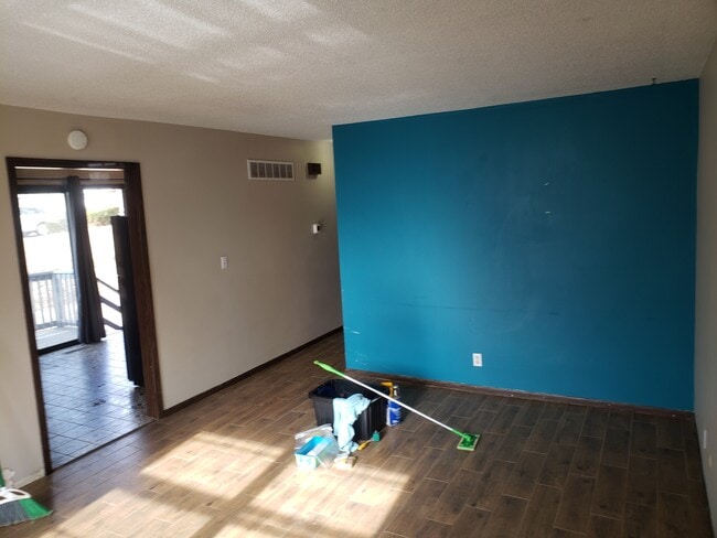 Photo - 7614 Longwood Ave