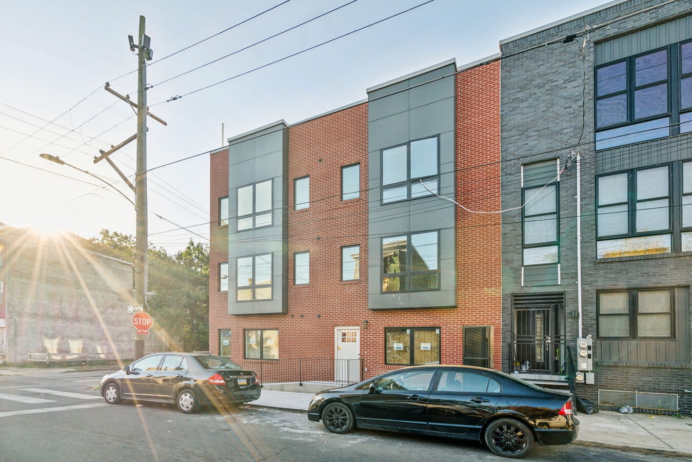 Photo - 2400 W Montgomery Ave