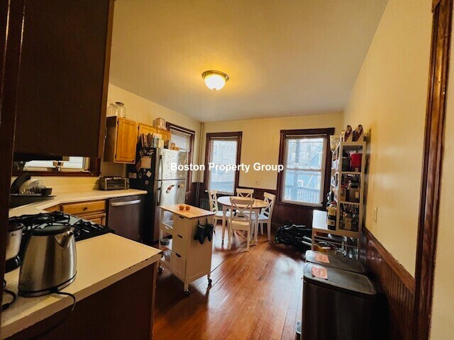 Photo - 107 Calumet St Unit 3