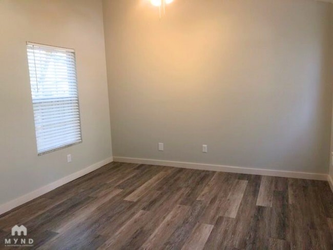Photo - 1766 Iroquois Dr
